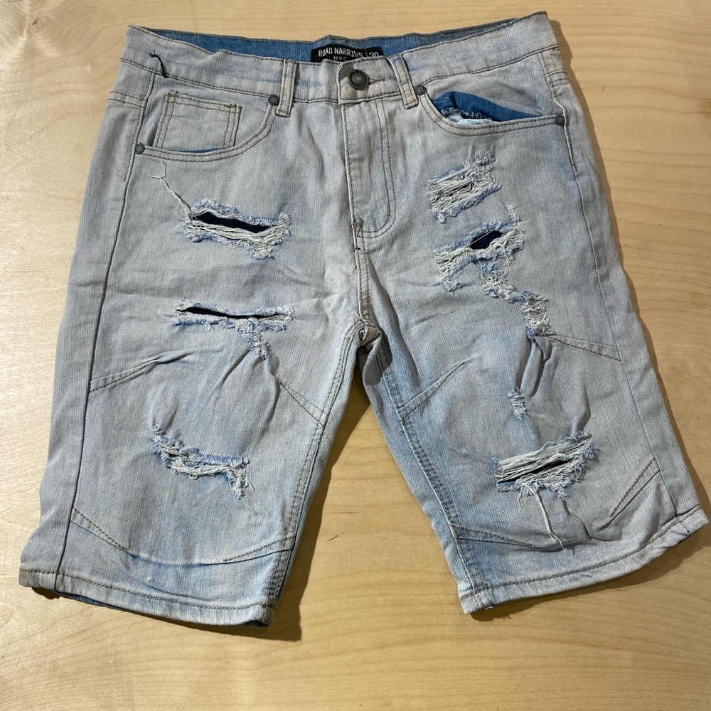 Road Narrows Men's Distressed Denim Shorts - Light Blue Size 30 (LT)